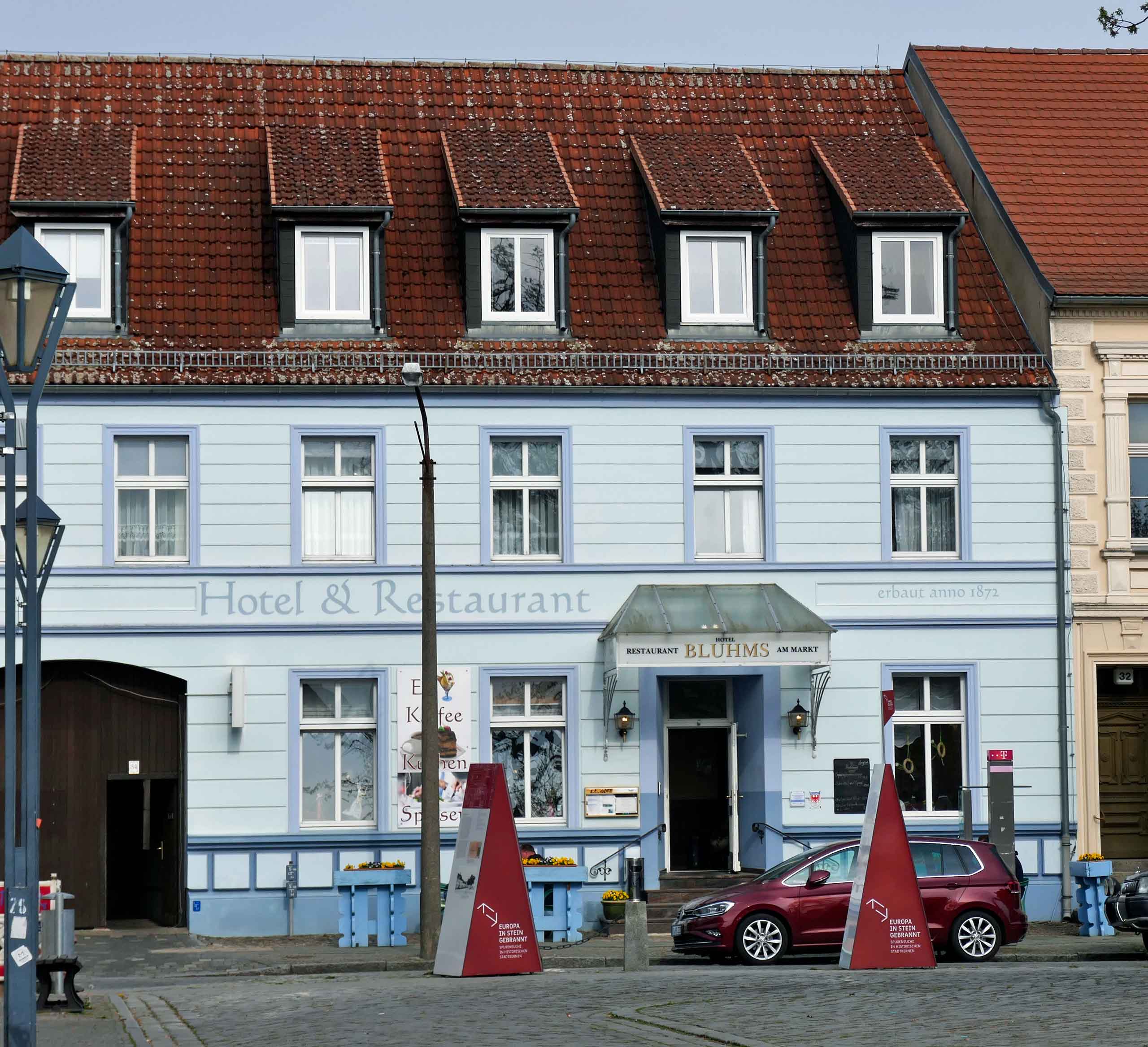 Bluhms Hotel