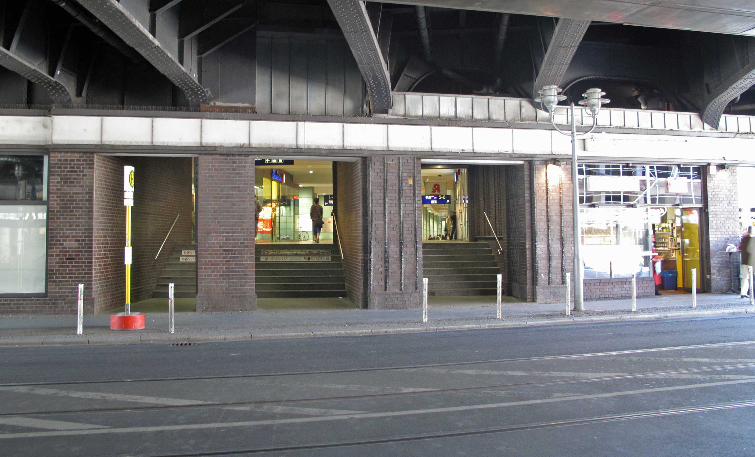 Friedrichstraße Bahnhof