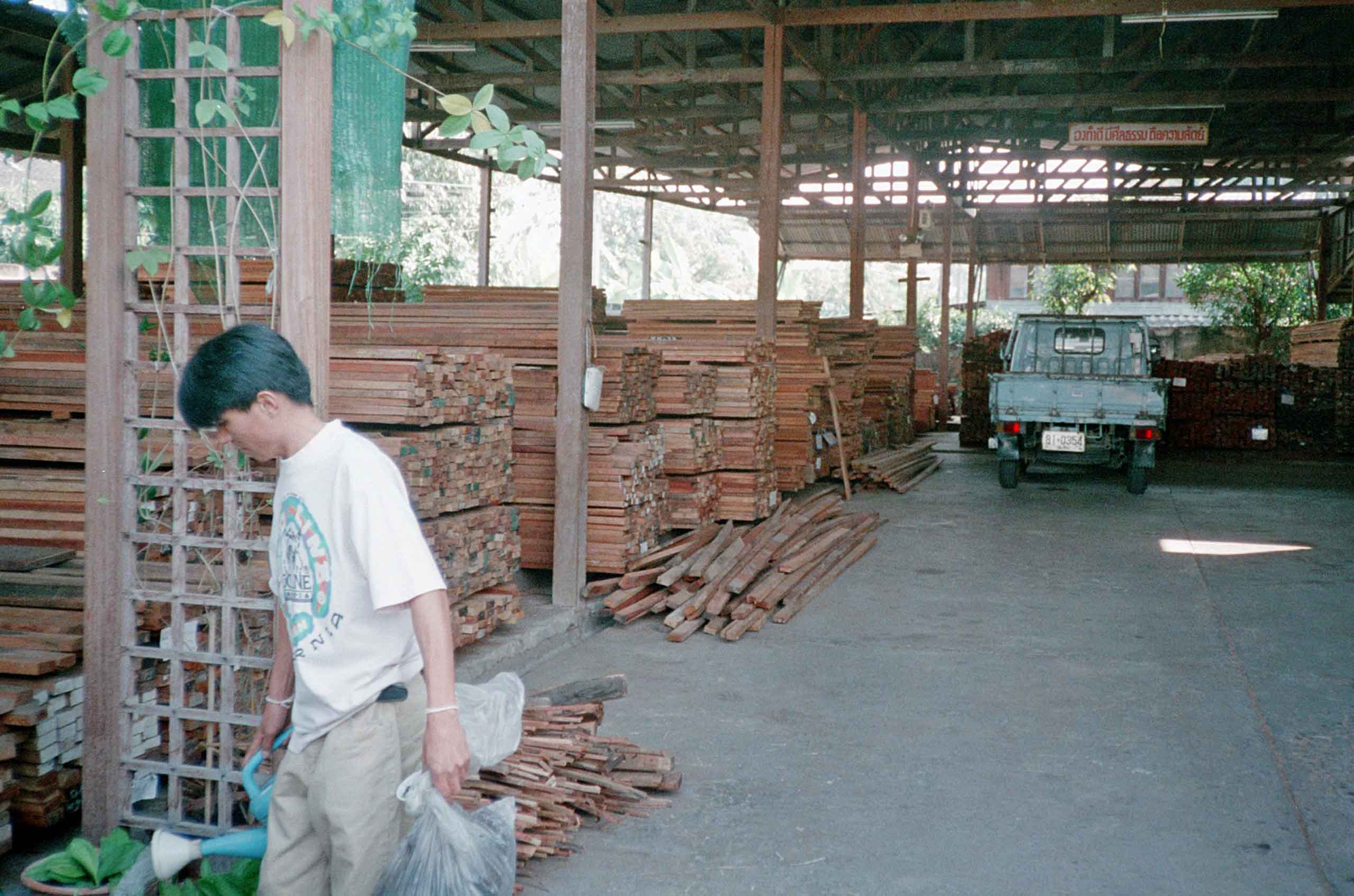 Teak lager
