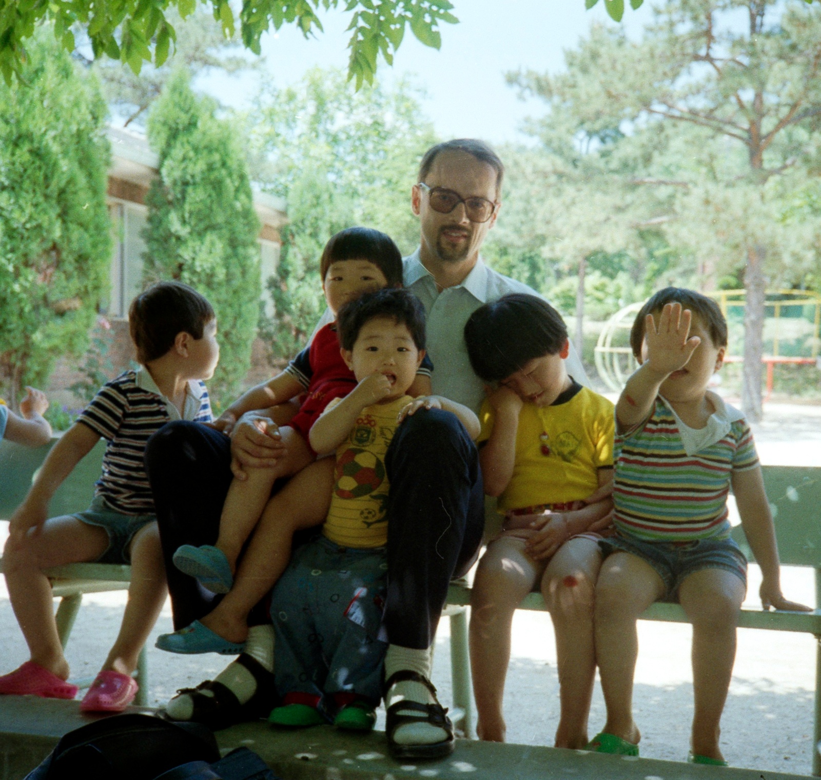 Der var mange flere børn, som også ønskede sig nye forældre