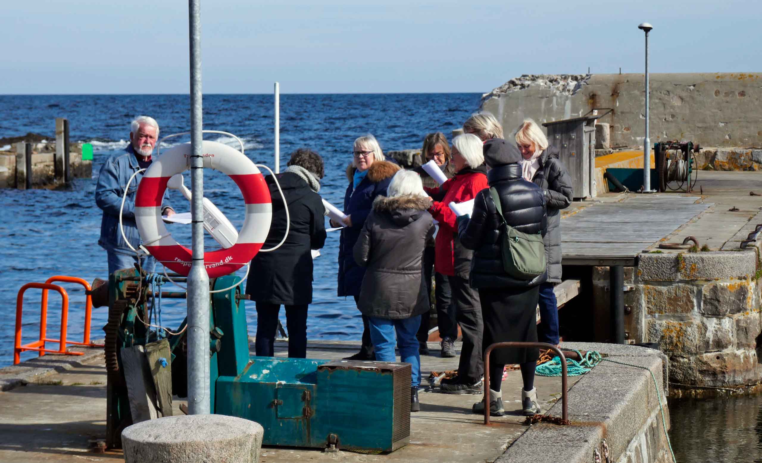 Morgensang på kajen